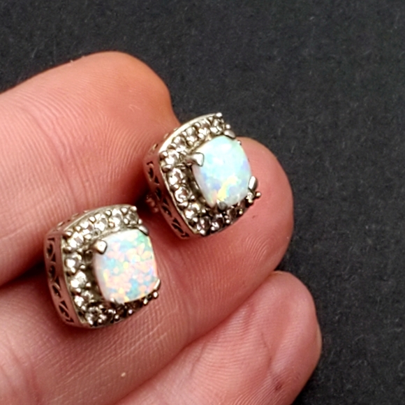 HOST PICK - Opal and diamond earrings - Picture 2 of 7